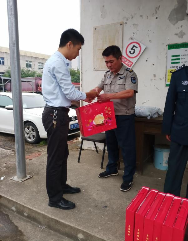 �±���ף�� ����������