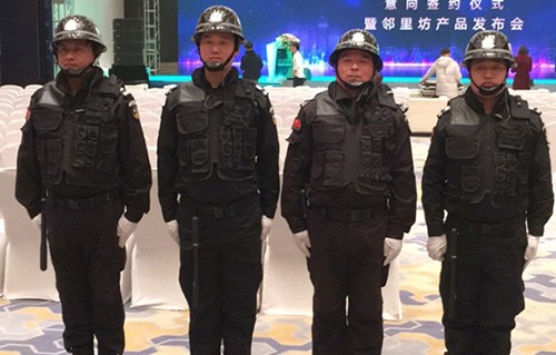 С������