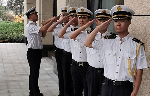 פ������